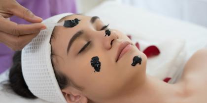 Carbon Facial